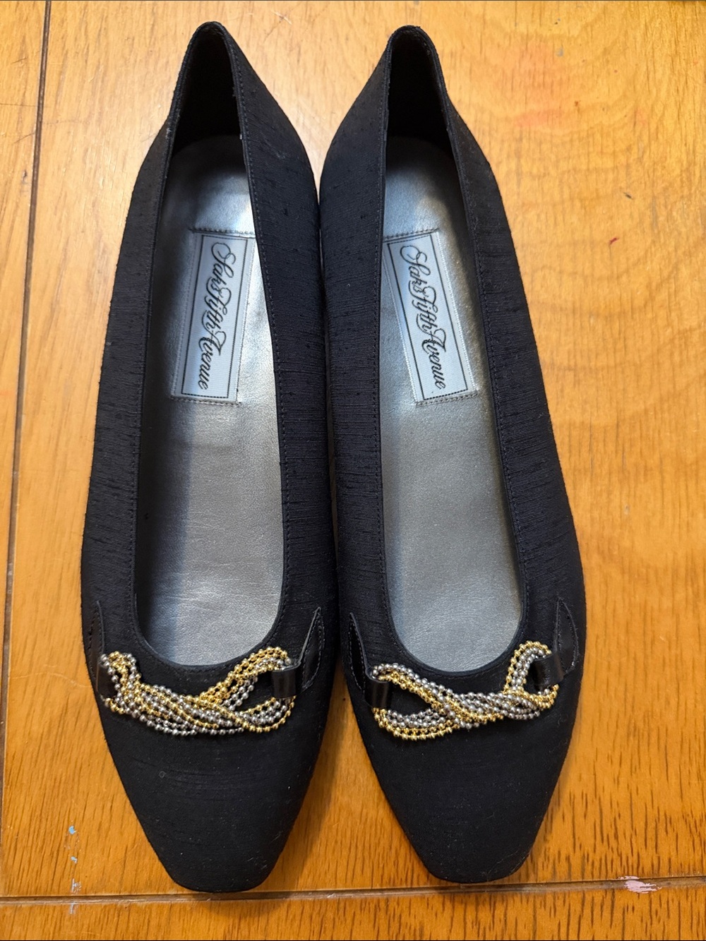 Saks Fifth Avenue Shoes size 8 AA Made in Italy, silk upper, leather. Never worn